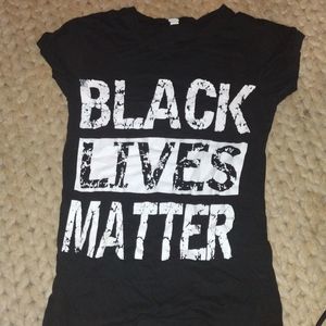 Black lives matter shirt size small